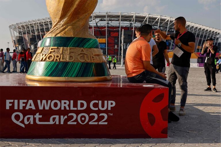 Mondial Qatar: la volte-face de la FIFA sur la vente d’alcool ne passe pas