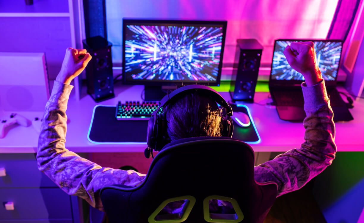 Street Style Savvy: Embracing Urban Fashion Trends for Men