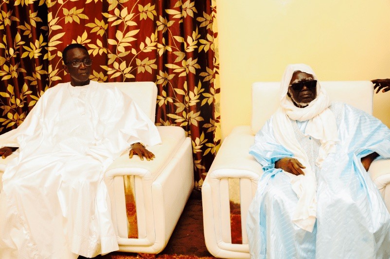 En visite de courtoisie: Le Premier Ministre Amadou Ba chez le khalife général des mourides, Serigne Mountakha Bachir Mbacké (images)