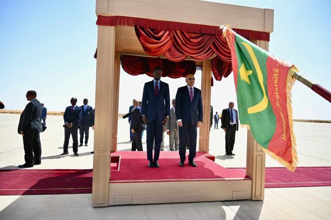 Bassirou Diomaye Faye🇸🇳 est arrivé en Mauritanie🇲🇷 pour son premier déplacement à l’étranger en tant que Président sénégalais