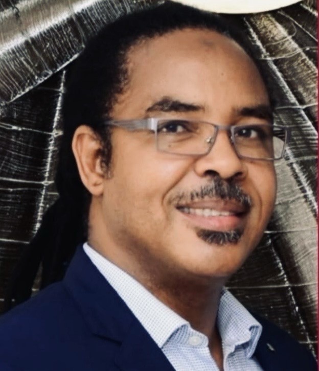 L&rsquo;école sénégalaise face à l&rsquo;urgence de l&rsquo;éducation à la citoyenneté numérique
