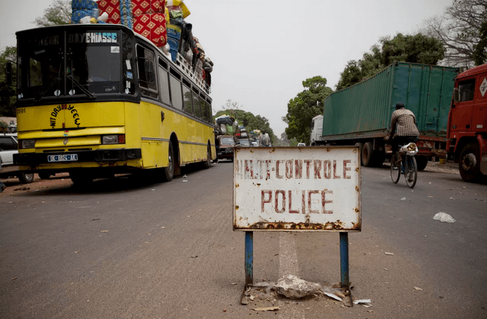 BISSAU FERME PARTIELLEMENT SA FRONTIÈRE AVEC LE SÉNÉGAL