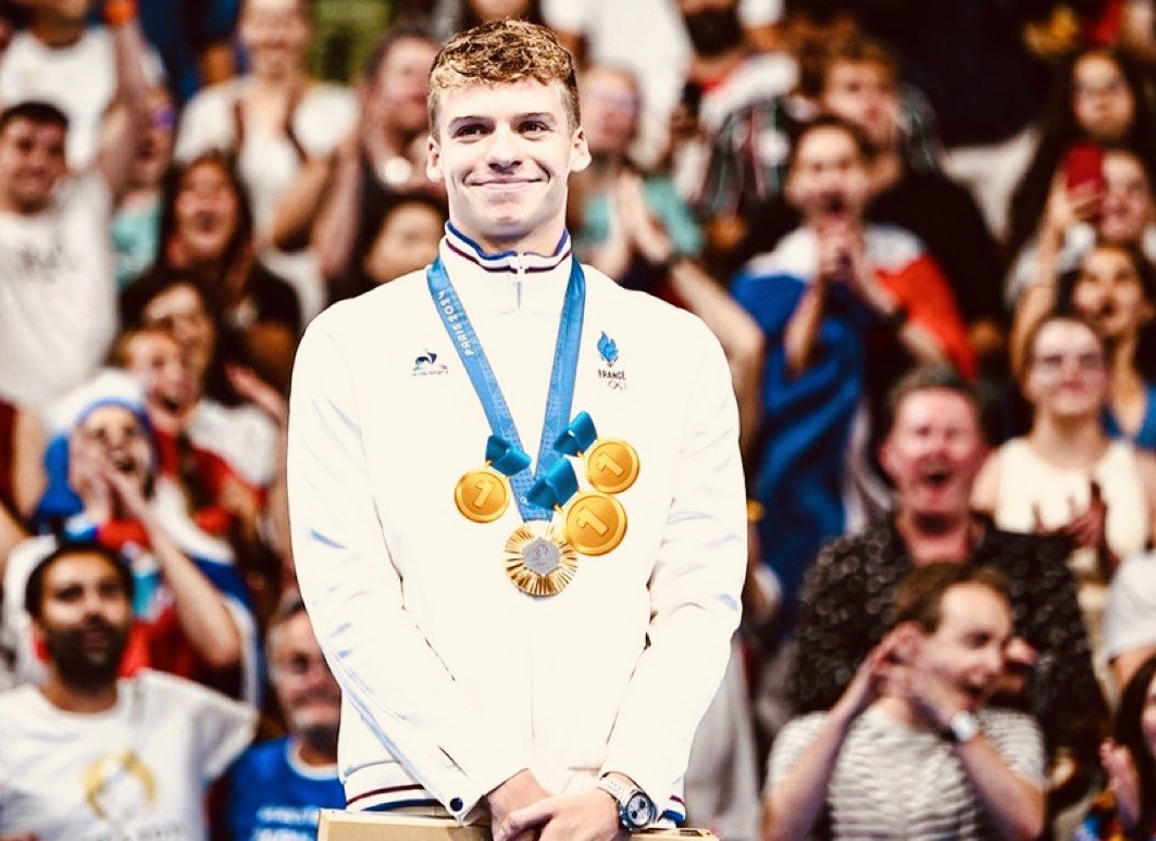 Léon Marchand remporte un quatrième titre olympique en 200m quatre nages : une première historique pour la France
