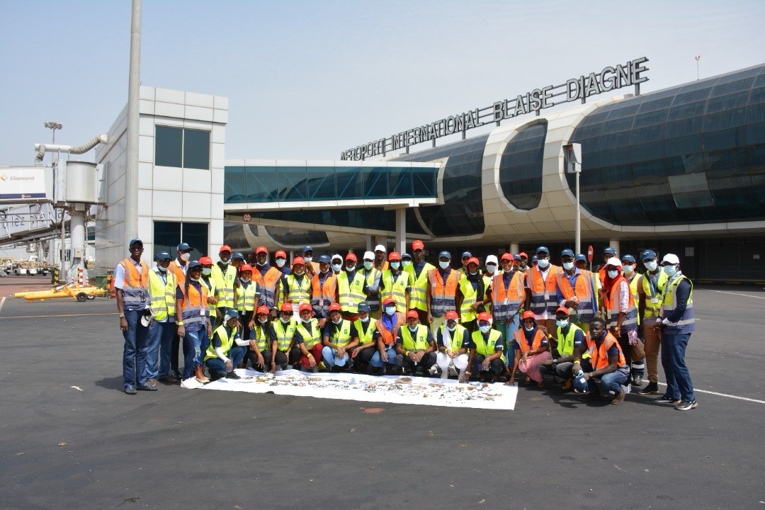 Gestion de l’AIBD : Le Syndicat des Aéroports du Sénégal Révèle des Actes de Délinquance Financière et Appelle à une Réaction de l’État