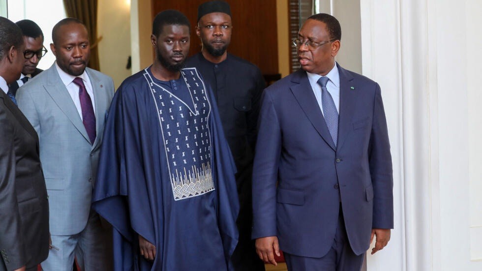 Quand le tandem Sonko-Diomaye reprend la répression par le délit de « fausses nouvelles » : un retour aux méthodes de Macky Sall ?