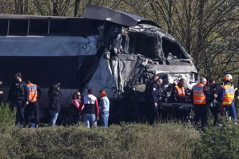 TGV percute un poids lourd militaire dans le Nord : un mort et plusieurs blessés